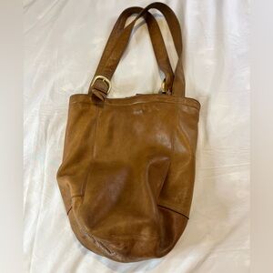 Tignanello Brown Leather Shoulder Bag with Slouchy Design